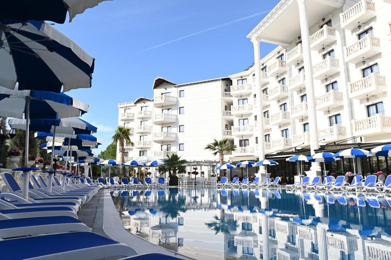 Hotel Onufri Golem  Buitenkant foto