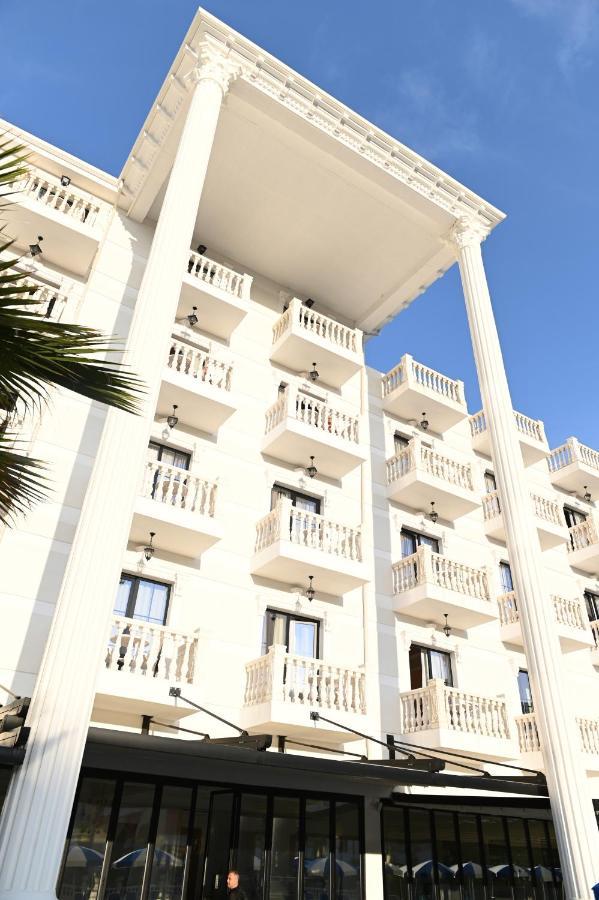Hotel Onufri Golem  Buitenkant foto