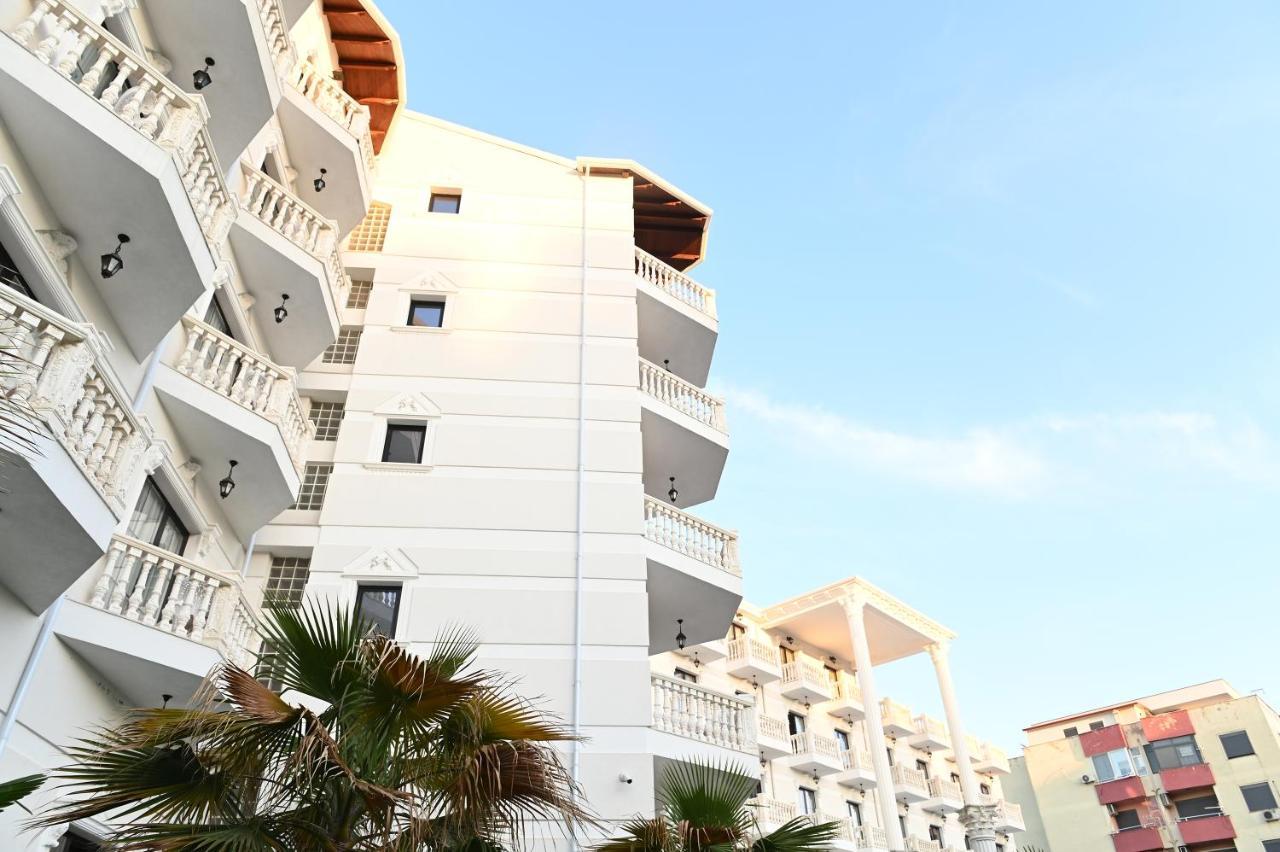 Hotel Onufri Golem  Buitenkant foto
