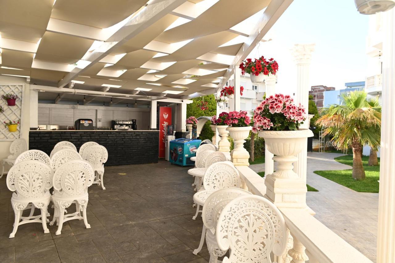 Hotel Onufri Golem  Buitenkant foto