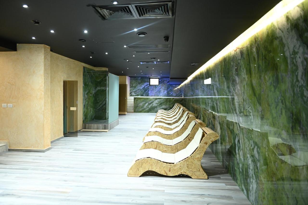 Hotel Onufri Golem  Buitenkant foto